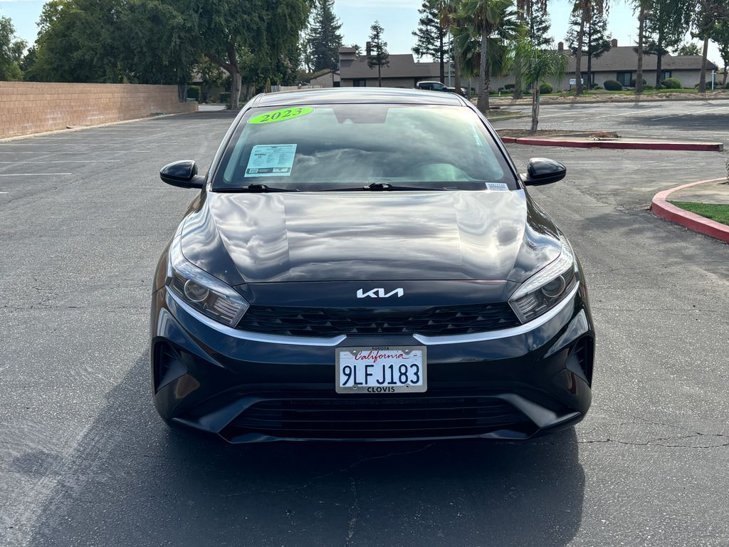 Thumbnail: 2023 Kia Forte - 2