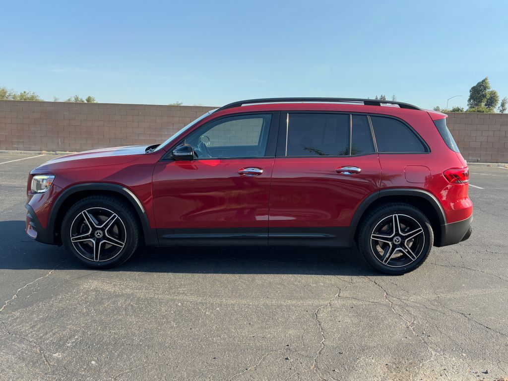 Thumbnail: 2020 Mercedes-Benz GLB - 8