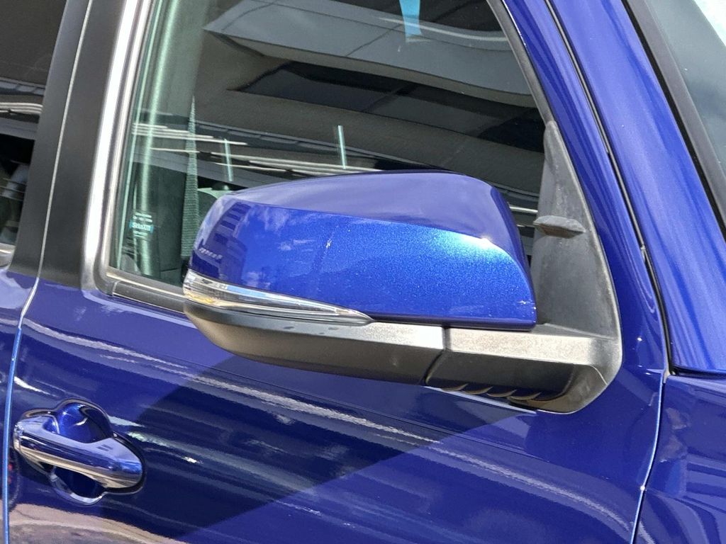 Thumbnail: 2023 Toyota Tacoma - 6