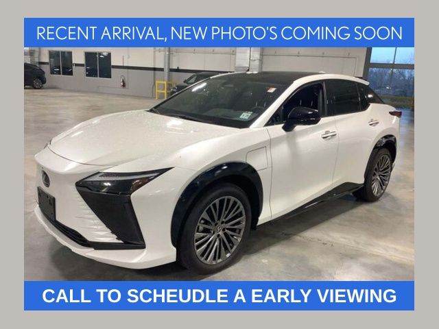 2023 Lexus RZ 450e Luxury AWD