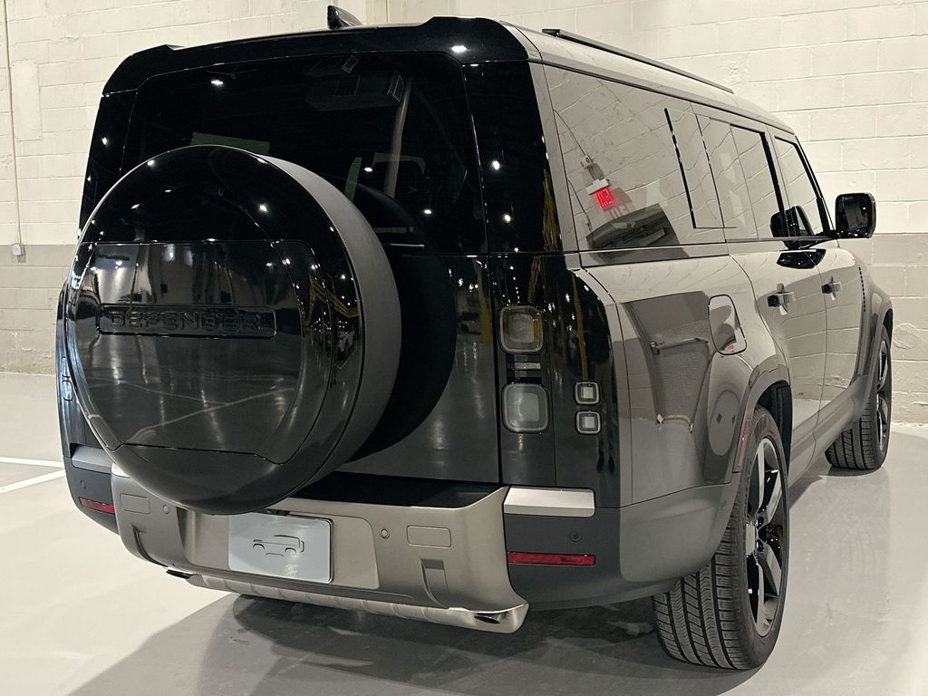 Thumbnail: 2026 Land Rover Defender - 3