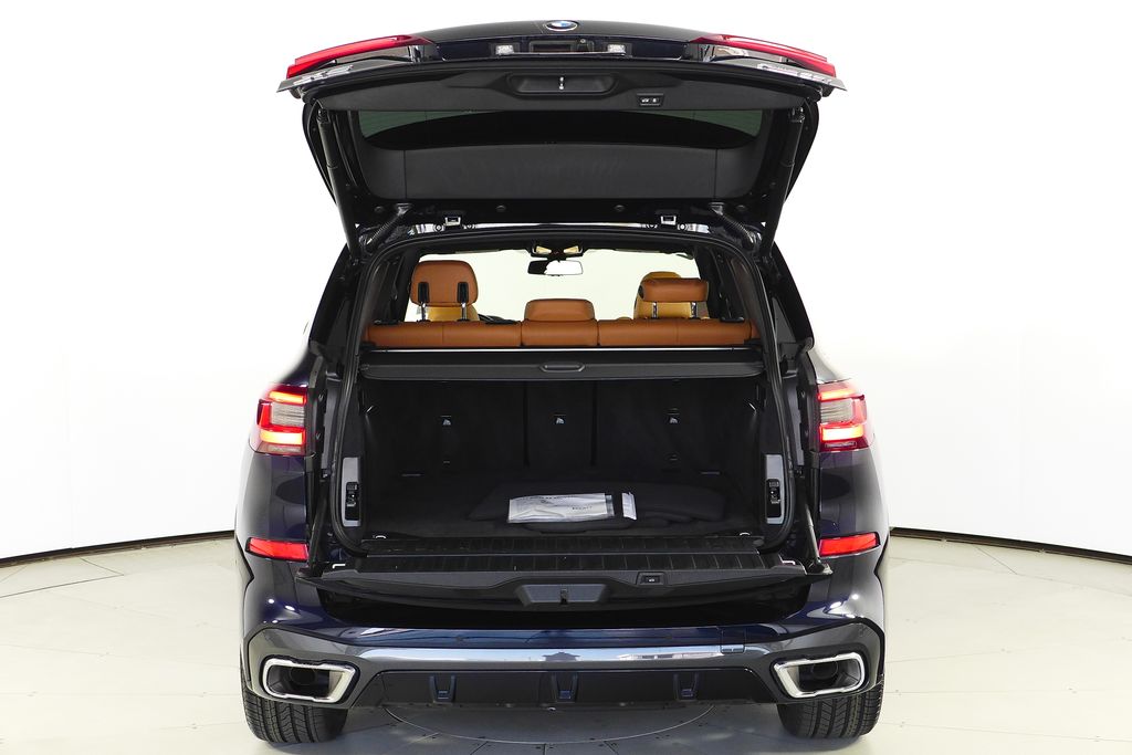 Thumbnail: 2023 BMW X5 - 10