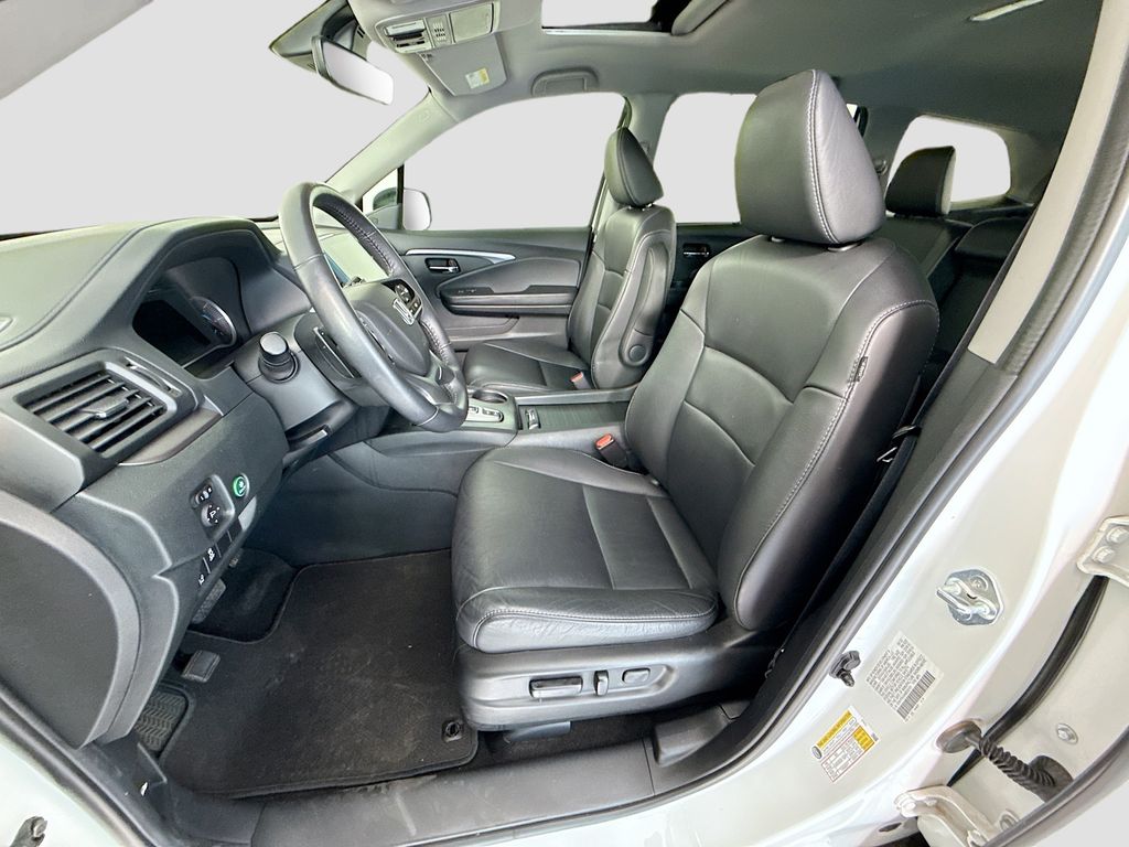 Thumbnail: 2022 Honda Pilot - 19