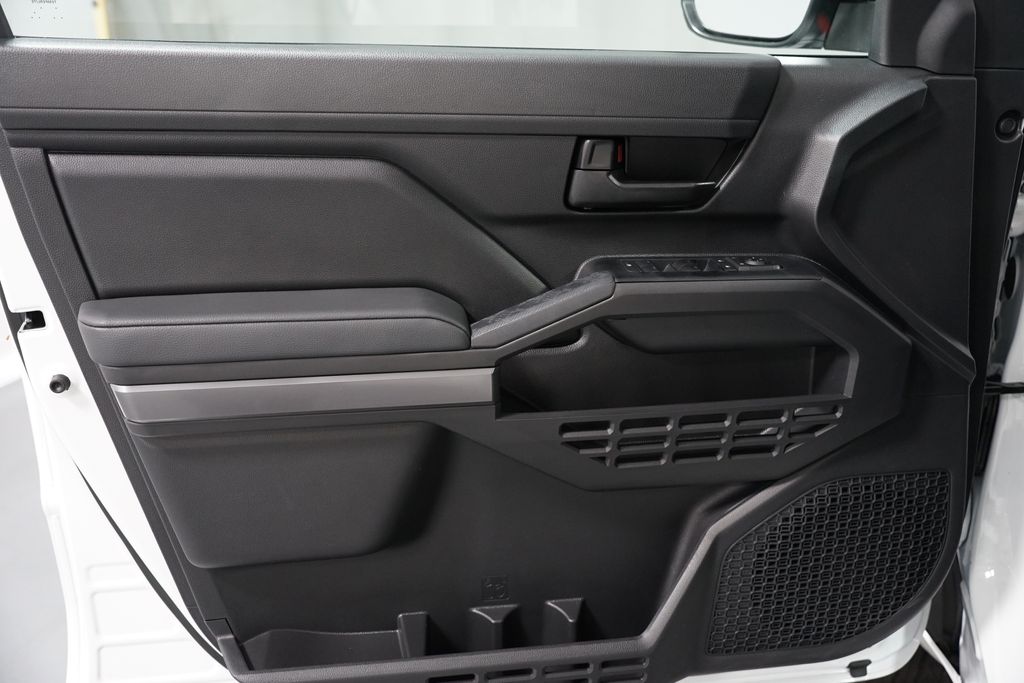 Thumbnail: 2025 Toyota Tacoma - 31