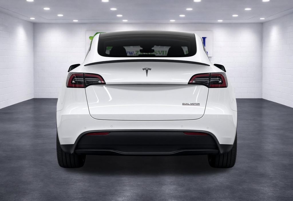 2022 Tesla Model Y Performance - Image 3