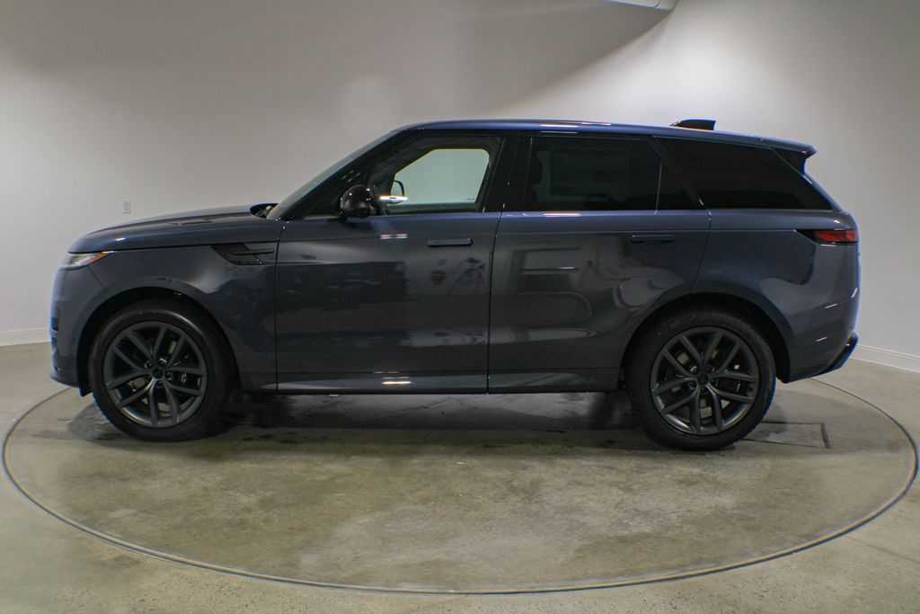 New 2026 Blue Land Rover Dynamic SE image 3