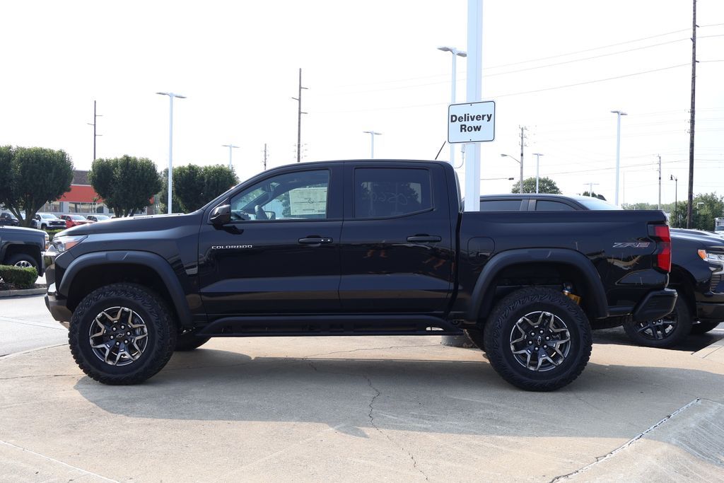 Thumbnail: 2026 Chevrolet Colorado - 4