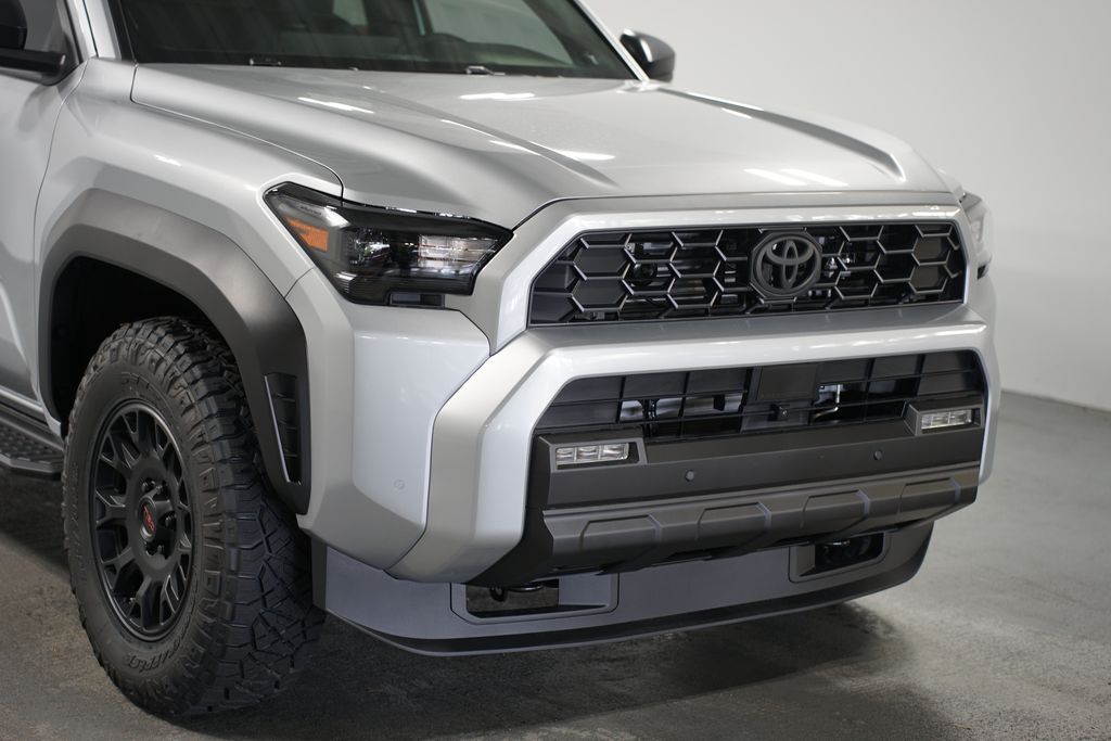 Thumbnail: 2025 Toyota 4Runner - 4