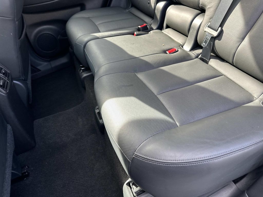 Thumbnail: 2014 Nissan Rogue - 32