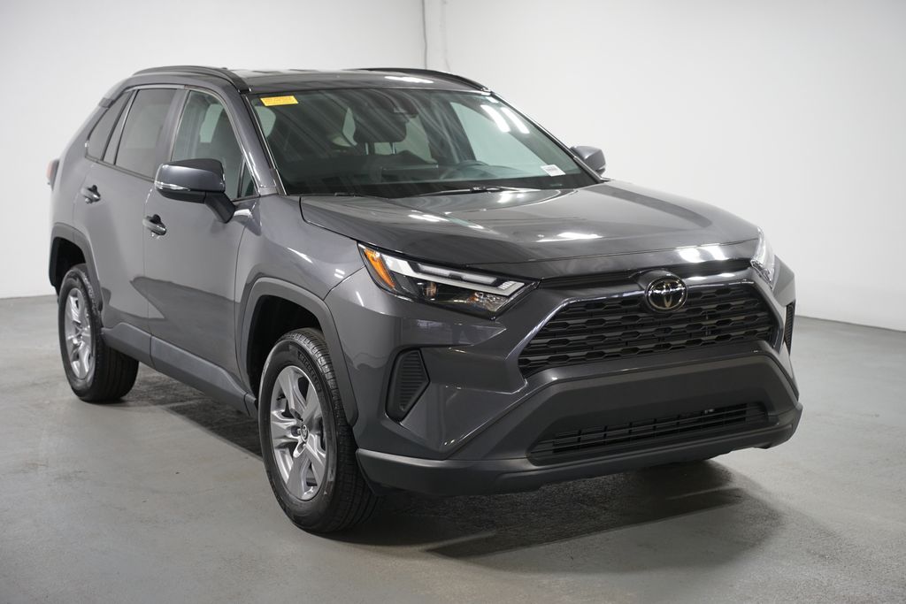 Thumbnail: 2024 Toyota RAV4 - 3