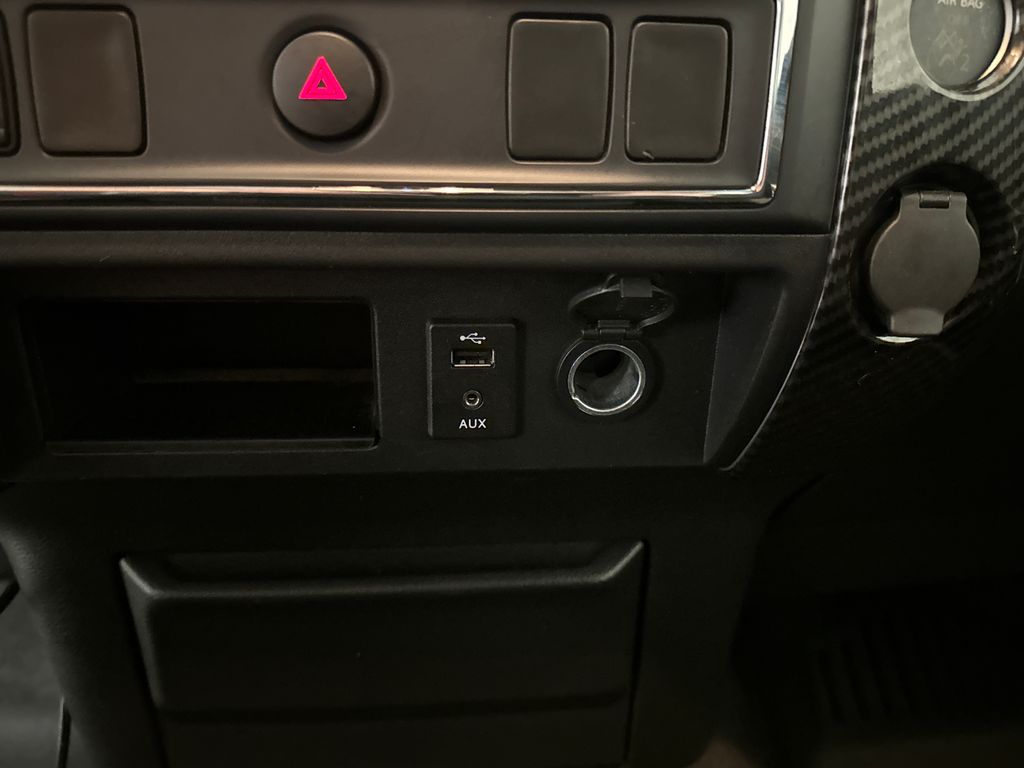 Used 2017 White Nissan SV image 28