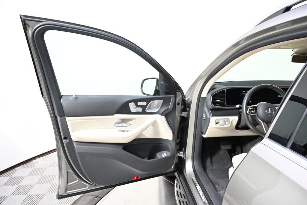 2020 Mercedes-Benz GLS 450 4MATIC 21