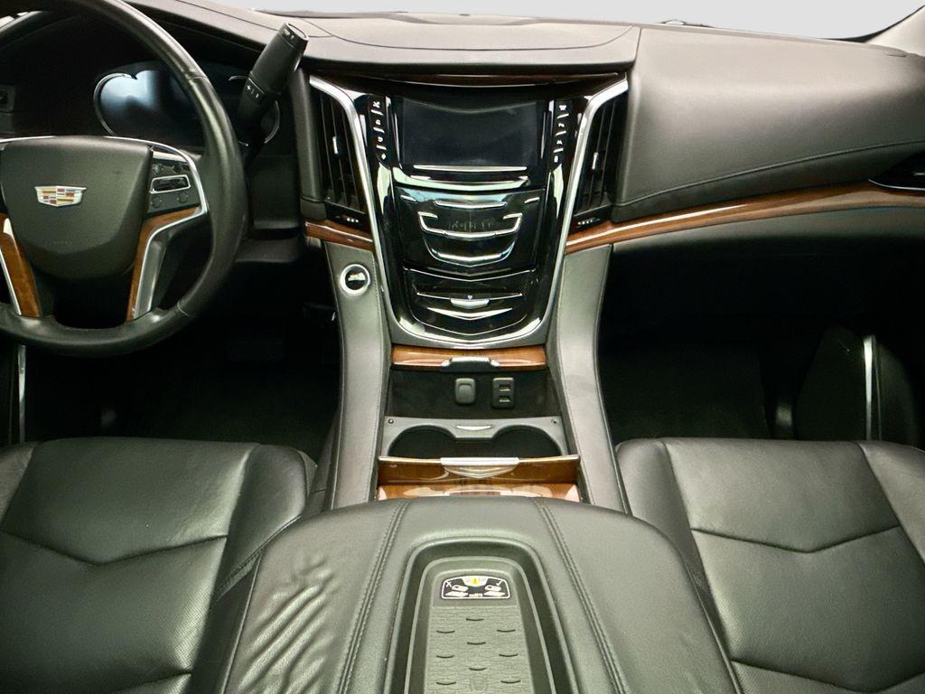 Thumbnail: 2016 Cadillac Escalade - 13