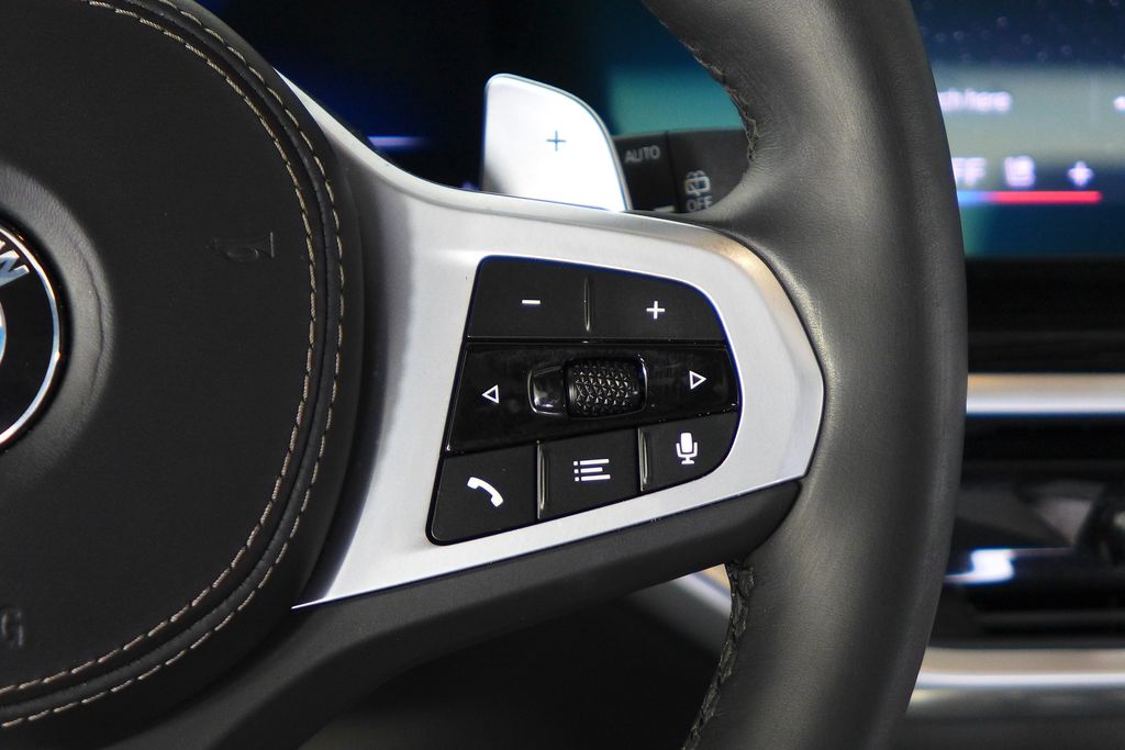 Thumbnail: 2024 BMW X7 - 31