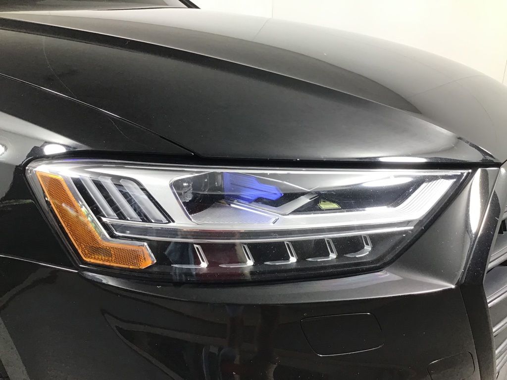 Used 2020 Black Audi 4.0T image 15
