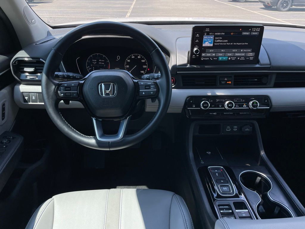 Thumbnail: 2025 Honda Pilot - 11