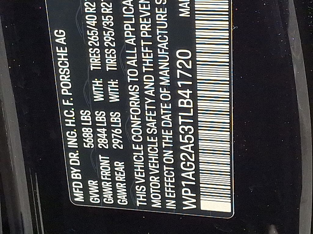 Thumbnail: 2026 Porsche Macan - 28