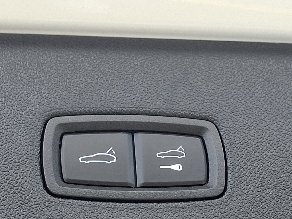 2021 Porsche Cayenne E-Hybrid 30