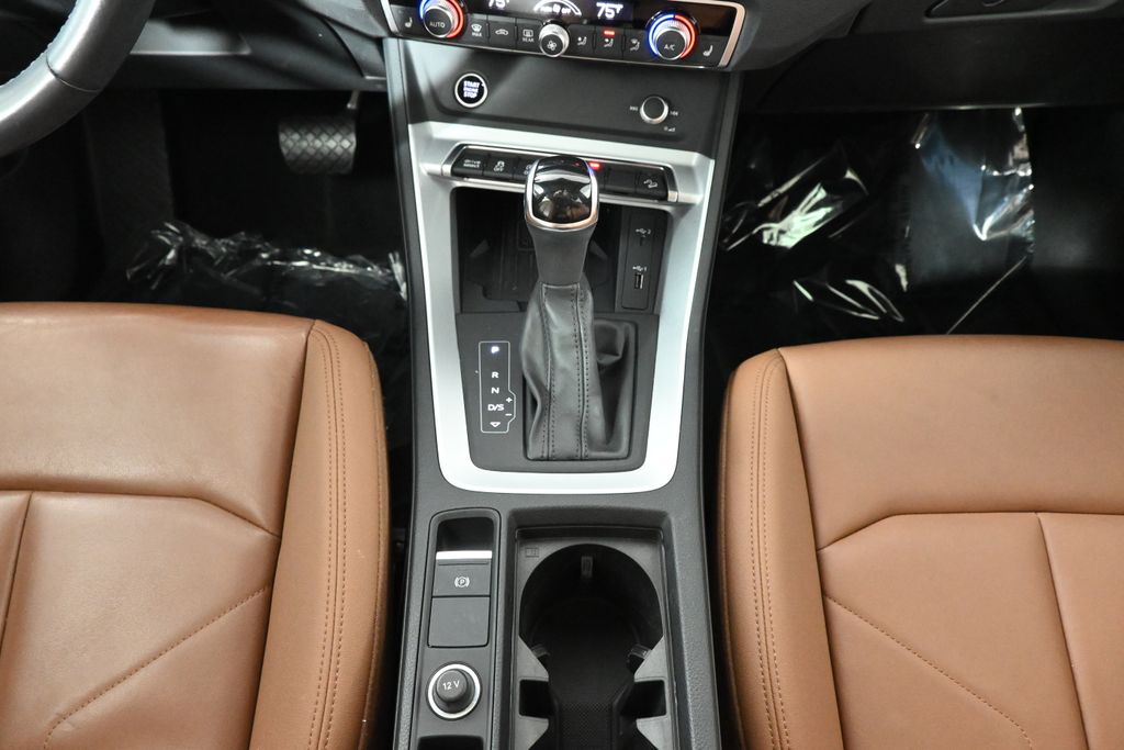 2021 Audi Q3 Premium Plus 22