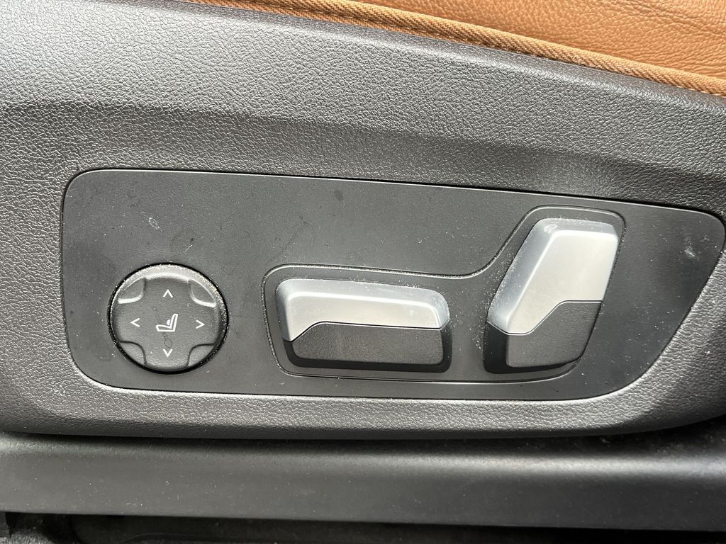 Thumbnail: 2022 BMW X3 - 12