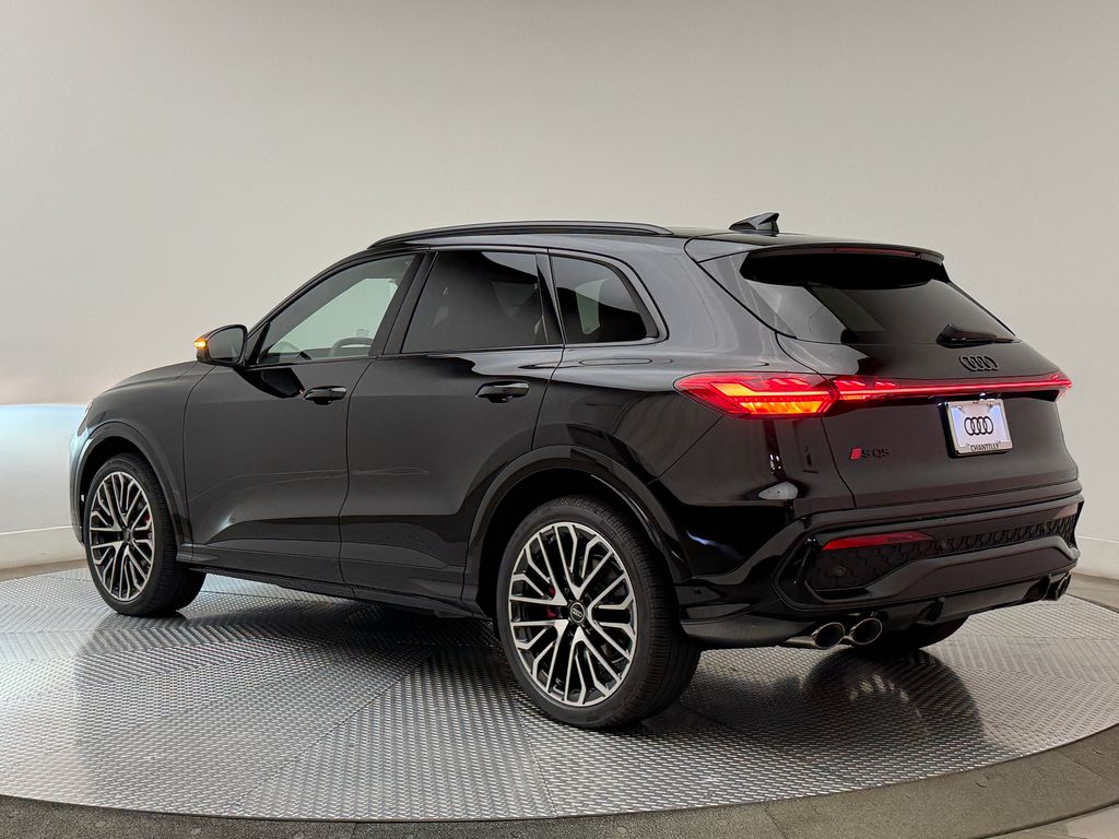 Thumbnail: 2026 Audi SQ5 - 6