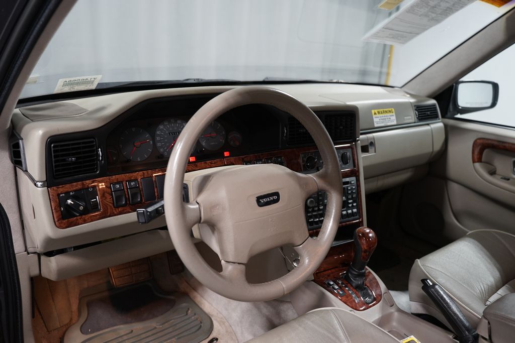 Thumbnail: 1998 Volvo V90 - 7