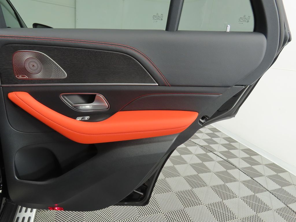 Thumbnail: 2026 Mercedes-Benz GLE - 27