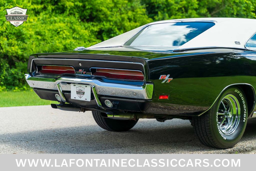 1969 Dodge Charger 36
