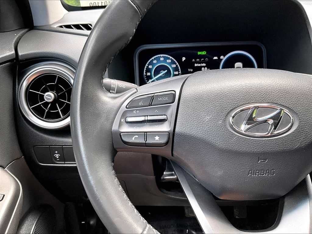 2023 Hyundai Kona — photo 18