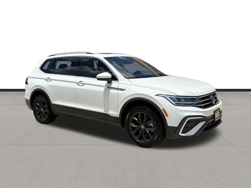2024 Volkswagen Tiguan 2.0T SE - 2