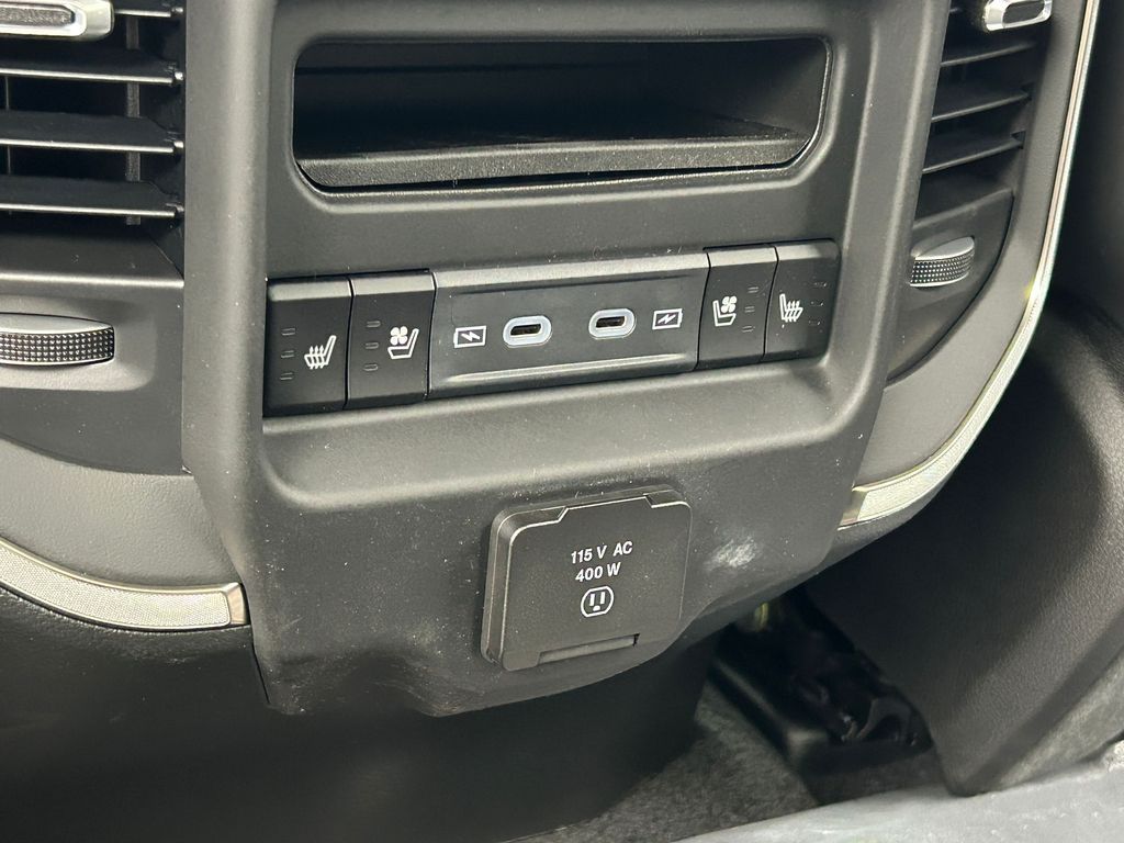 New 2026 Granite Crystal Metallic Clearcoat Ram Tungsten image 37