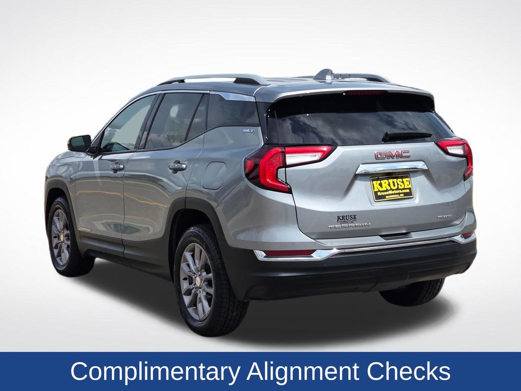 2024 GMC Terrain AWD SLT