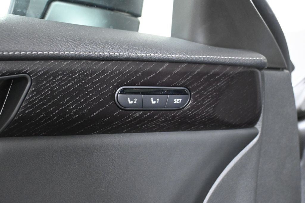 Thumbnail: 2026 INFINITI QX60 - 24