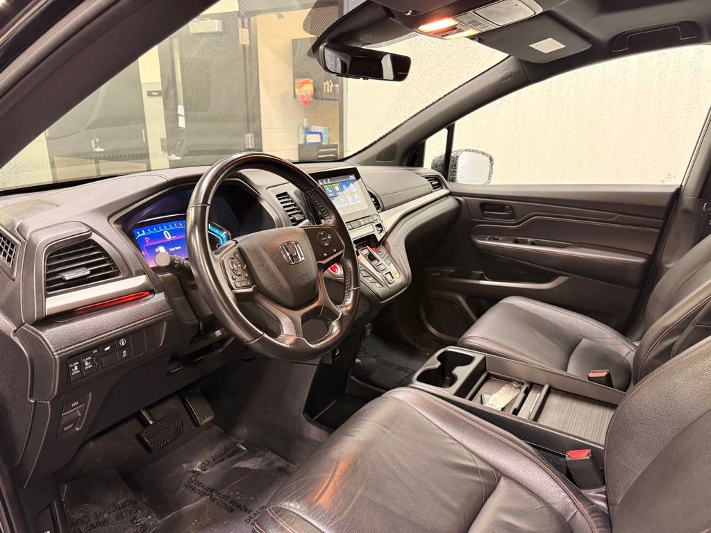 Thumbnail: 2023 Honda Odyssey - 11