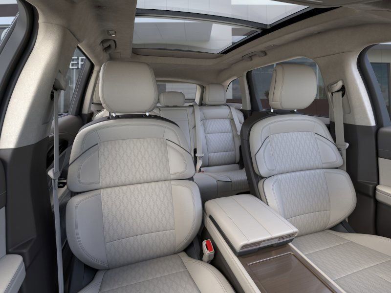 New 2026 White Lincoln Black Label image 10