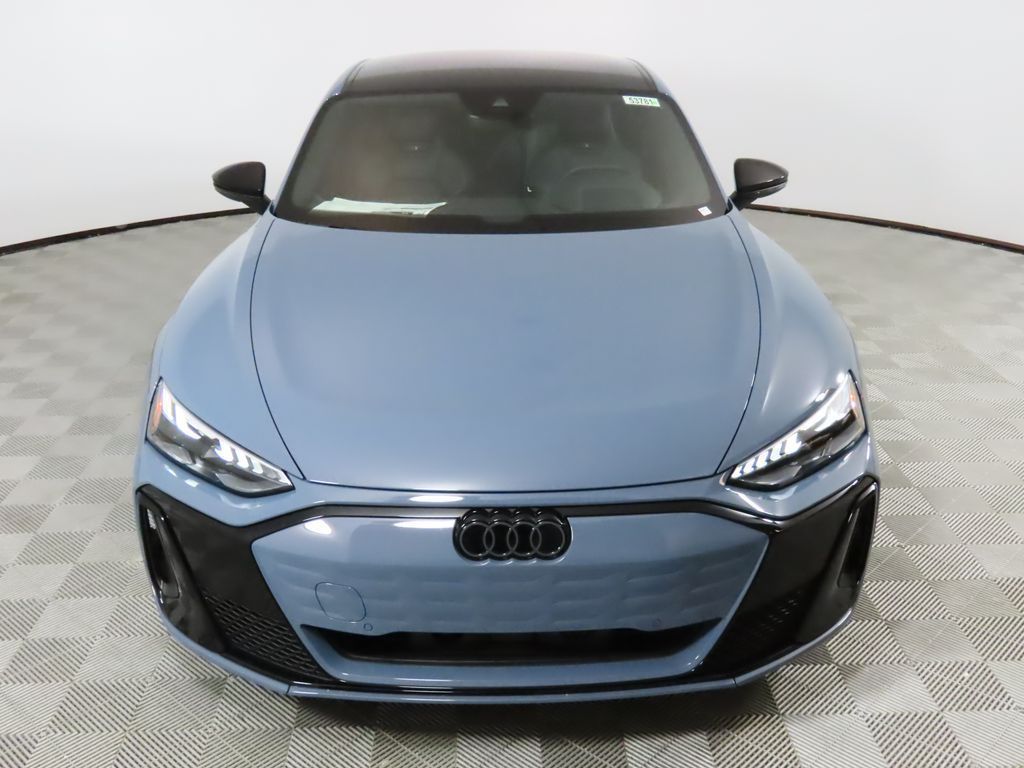 Thumbnail: 2026 Audi e-tron GT - 8