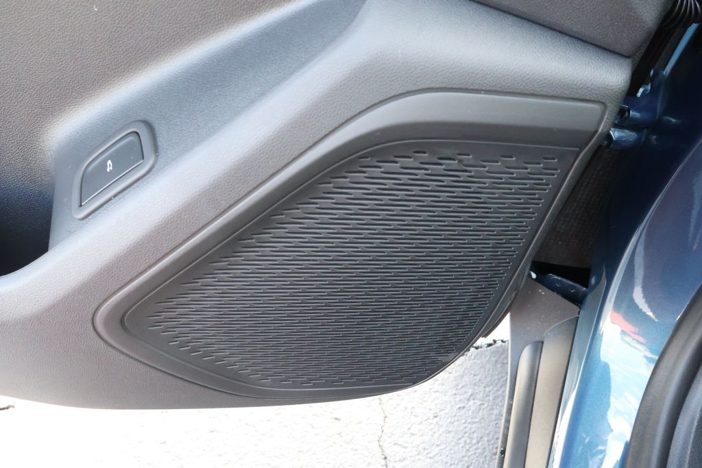 Thumbnail: 2026 Chevrolet Traverse - 18