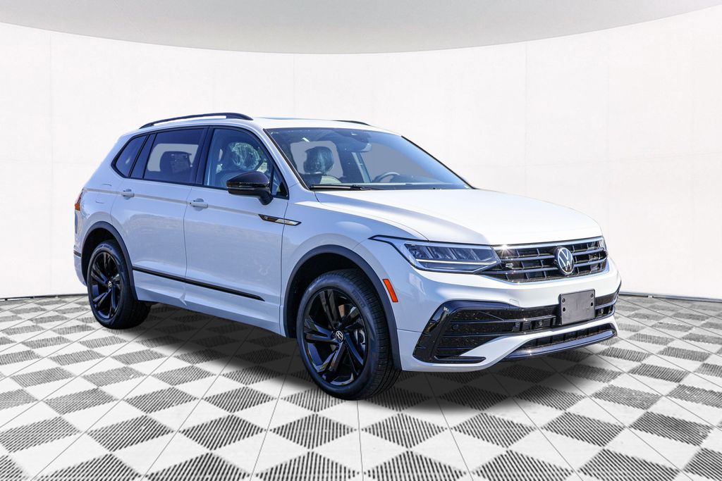 2024 Volkswagen Tiguan 2.0T SE R-Line Black 7