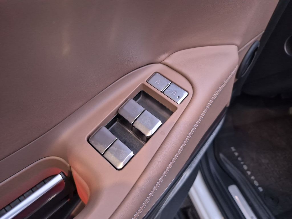 Used Car 2025 Lincoln Navigator L  Black Label For Sale Under $100,000 In Austin, Texas