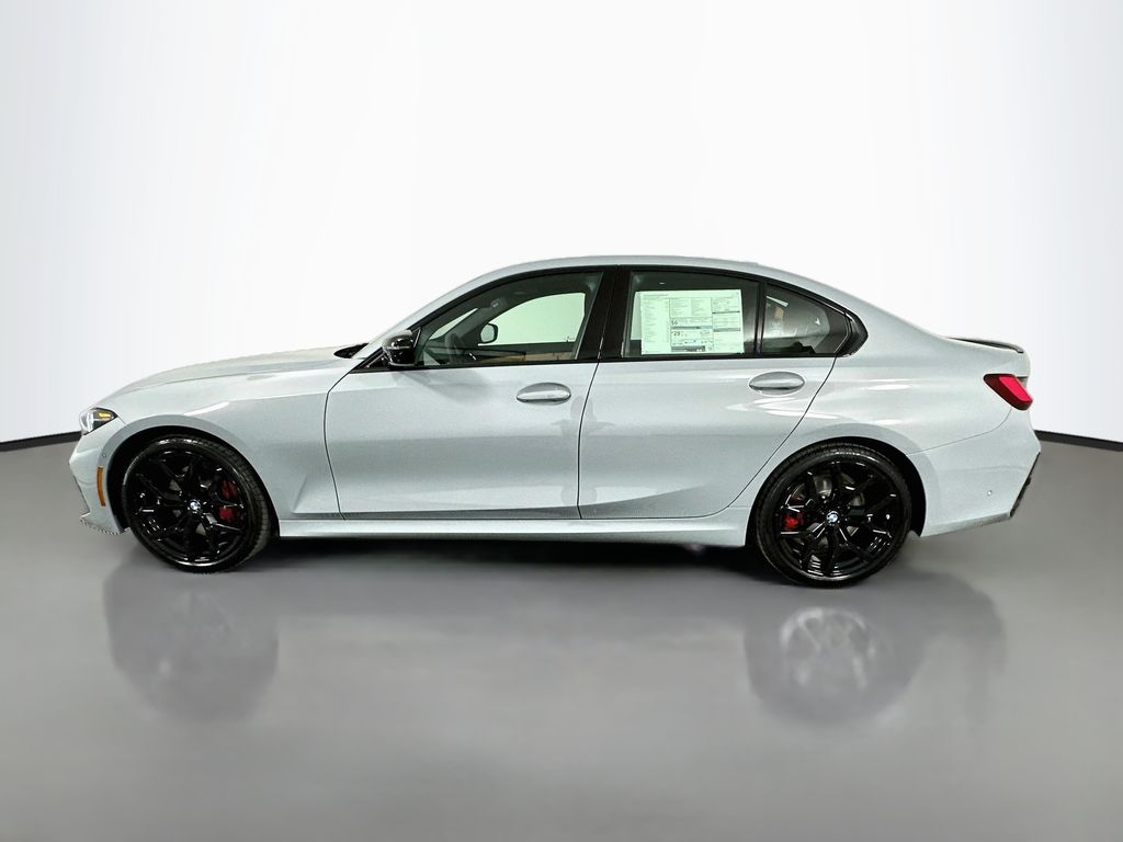 Thumbnail: 2026 BMW 3 Series - 8
