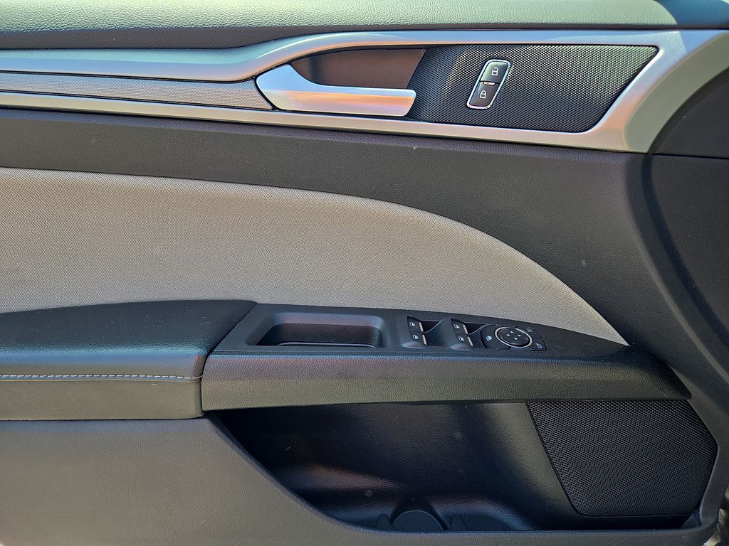 2020 Ford Fusion