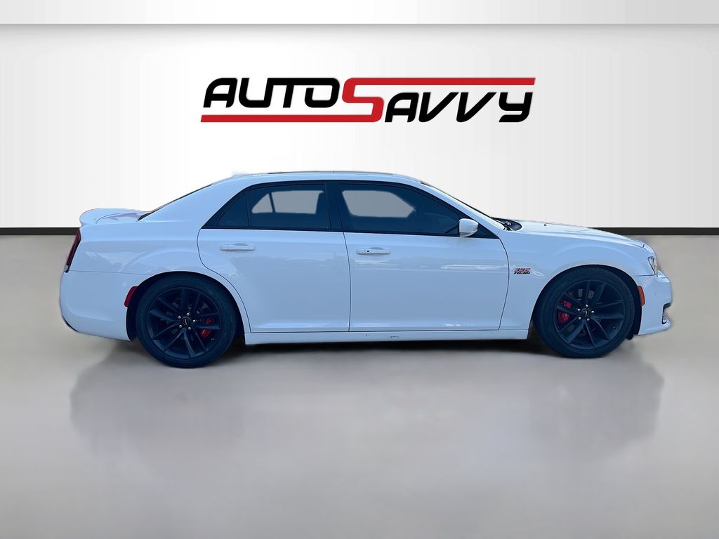 Used 2023 White Chrysler C image 8