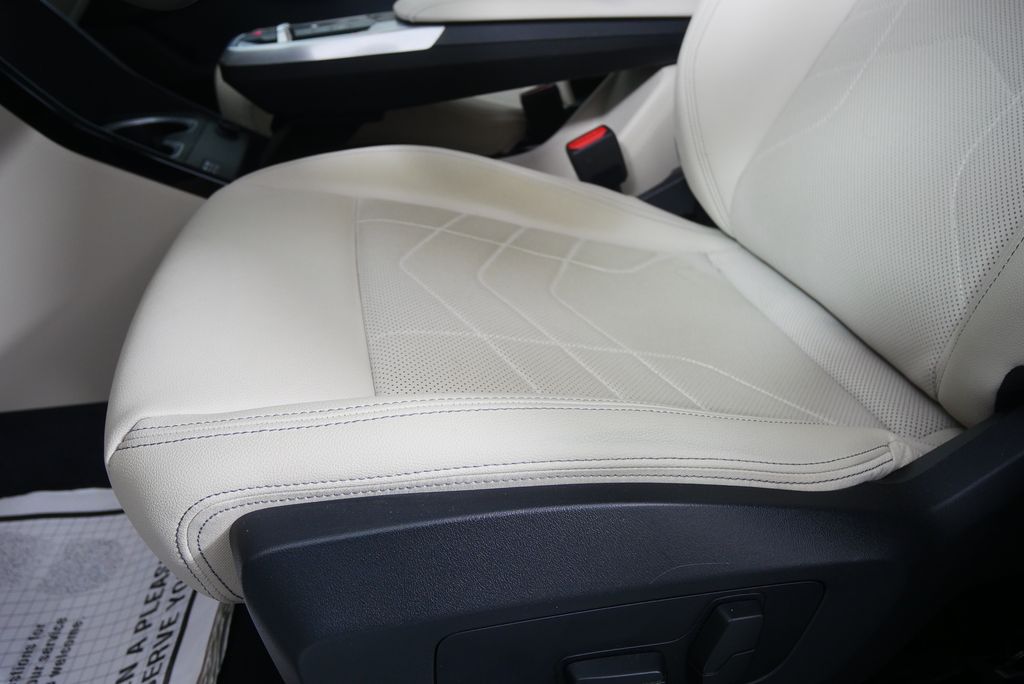 Thumbnail: 2023 BMW X1 - 9