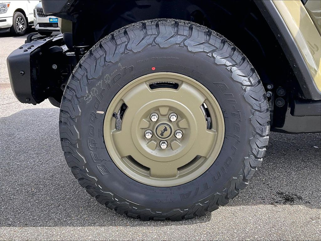2026 Jeep Wrangler — photo 8
