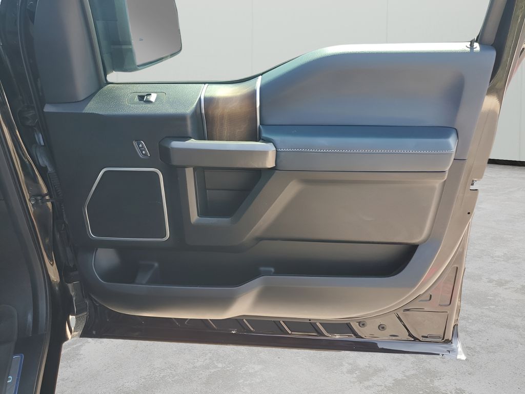 Used Car 2018 Ford F-150  Lariat For Sale Under $35,000 In Austin, Texas