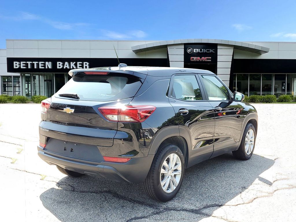 2023 Chevrolet TrailBlazer LS 7