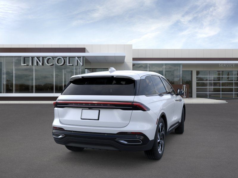 Thumbnail: 2026 Lincoln Nautilus - 8