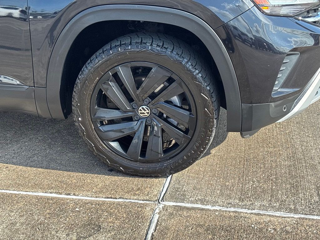 2021 Volkswagen Atlas 2.0T SE w/Technology Black at Parkway Family Mazda