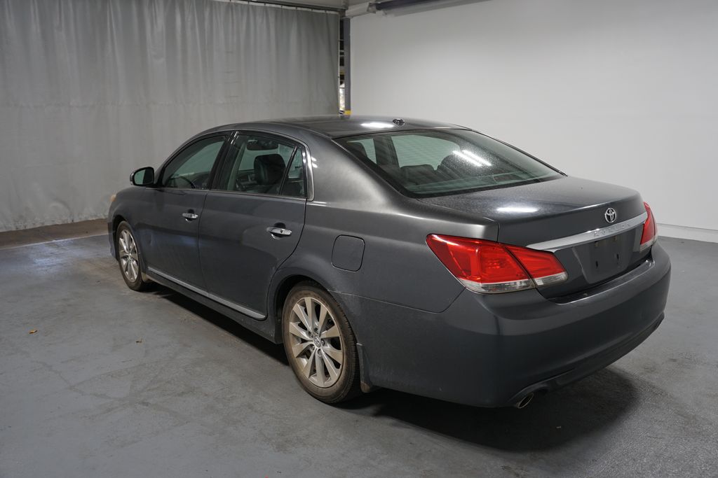 2011 Toyota Avalon  5