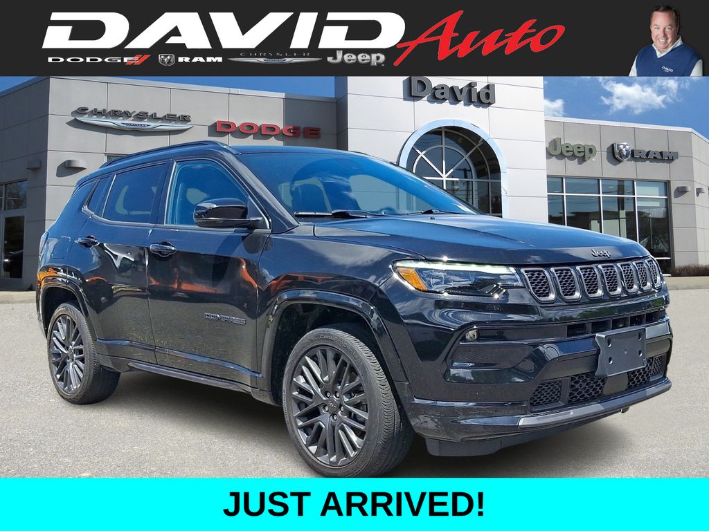 Diamond Black Crystal Pearlcoat 2023 Jeep Compass High Altitude 4WD SUV / Crossover Four-Wheel Drive 8-Speed Automatic